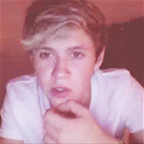 lewisandneil:  Niall being Niall on twitcam 
