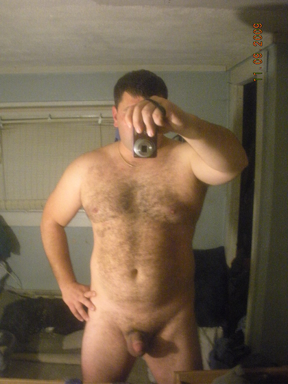 superbears:  allthingsbears:  hairy undies  DELICIOUS HUSKY YOUNG BEAR WANT  God