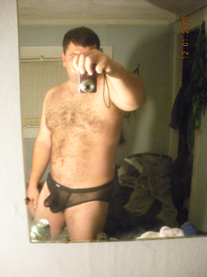 superbears:  allthingsbears:  hairy undies  DELICIOUS HUSKY YOUNG BEAR WANT  God