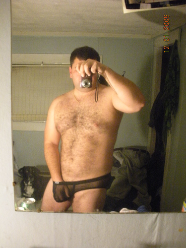 superbears:  allthingsbears:  hairy undies  DELICIOUS HUSKY YOUNG BEAR WANT  God