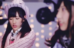 ryoulovekumi:  PARURU SO CUTE!!!!! SHE IS MORE ADORABLE THAN MAYUYU!!!! HAHAHAA PARURU~~~~~