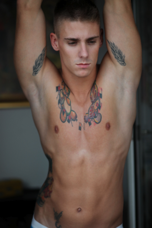 http://kinkigam1977.tumblr.com/post/33246282814