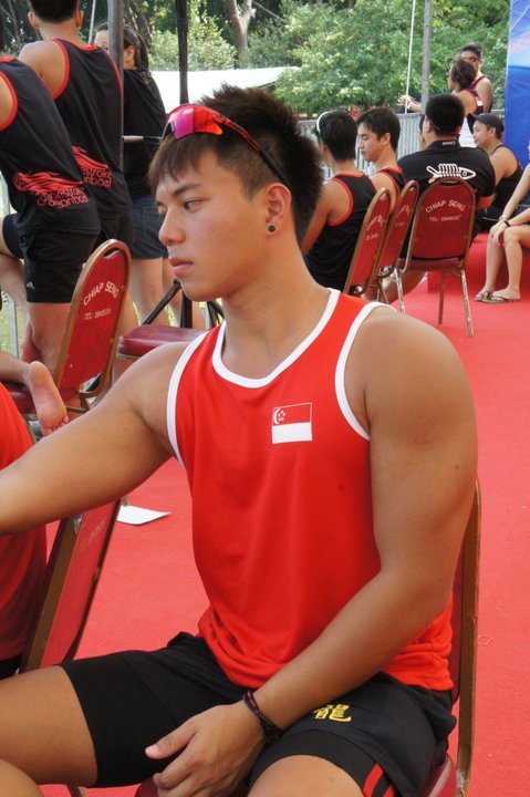 overture69: allaboutbois:  theglasses:  sgaye: Ashry Owyong from ITE Dragonboat OMG he is scandal gu