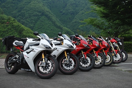 tiga:  ストリートトリプルと歩むブログ デイトナ675 / Street Triple