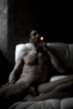 incorpo:  Eli Adem, @ Eduardo Tachado , Paris 2011, on my couch  http://www.cacticino.net/ 