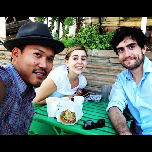 bryankonietzko:rufiozuko:Look who I had coffee with this morning. @maebirdwing &amp; Jack DeSena #Av