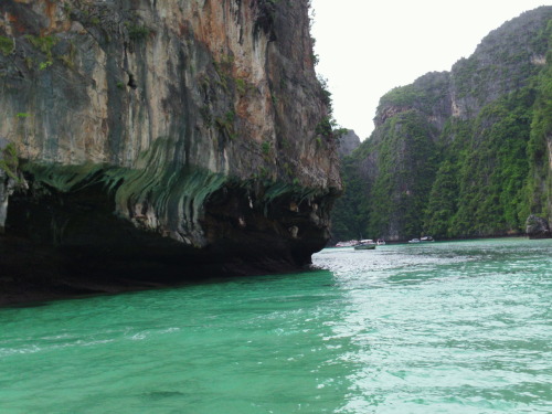 coca-cola-kids:  bohemian—sun:  phi phi island, thailand 2012   want more posts like this? check out