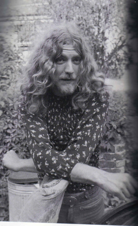 waywaydowninside: Robert Plant, 1970.