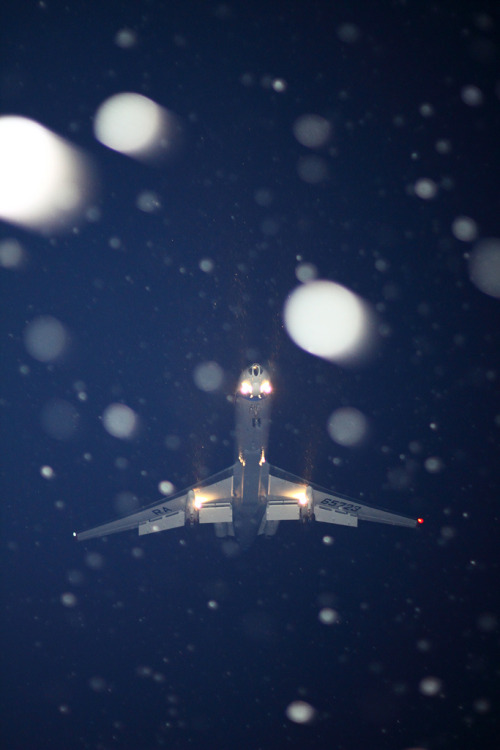 fuckyeahairplaness:  Christmas Tupolev