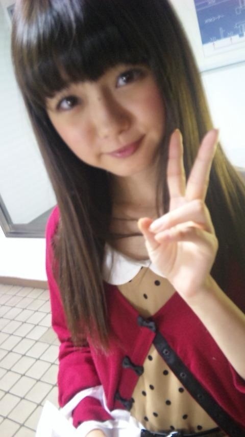 34nancha:  (oba) Ｒe:今からみんなお楽しみ会みおりちゃんの今日のイメージは…「宮崎あおいさん」ドン！(`・ω・´)似合っているかどうかわかりませんが…前髪を巻いて短くしてるところに萌えきゅんですね！(´Ｕ`)ノシ