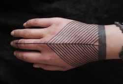 Propaedeuticist:  Simply Geometric Hand Tattoos  1,200Th Like. Must Try These