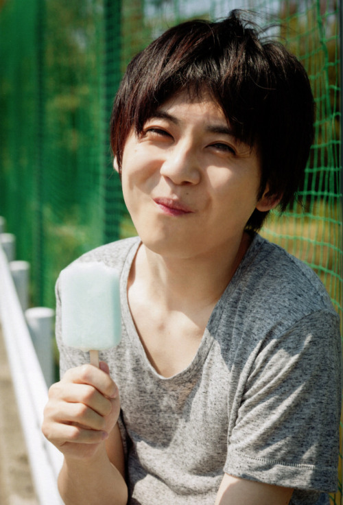 kamiya-sexual:  COLLARBONES ALERT~ 