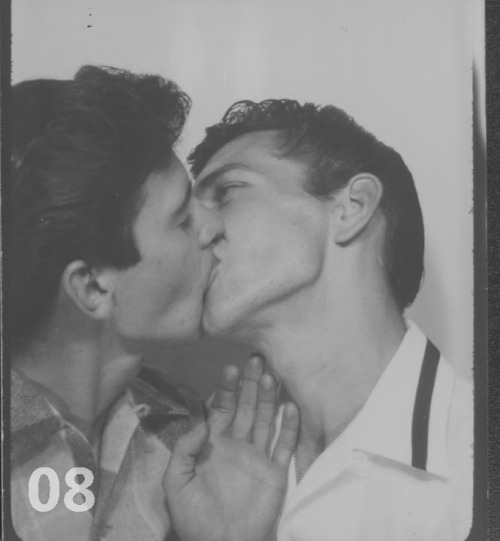 Porn Pics ineedtothinkofatitle:  10 Historical LGBT