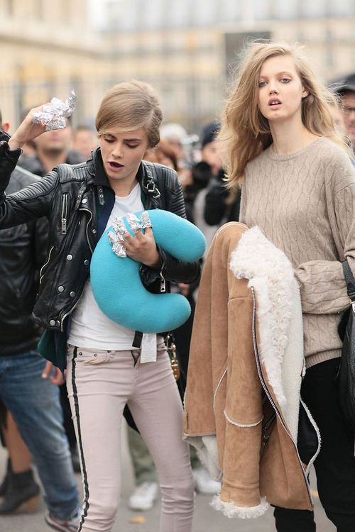 on-vogue-street:  chanel-effect:  queued :)  Cara and Lindsey