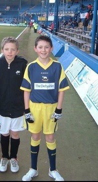 payneted:  BUT  HOW  god bless puberty 