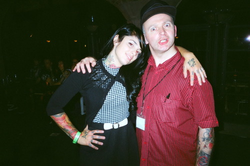 ohnoradeo:  walnutwax is the jam. 