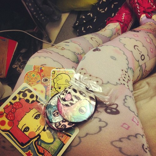 babytarantula:my #milkbbi tights and pins came ❤ i got two postcards too!! so in love ❤❤❤♥ ♥ ♥ im gl