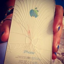 haileywtf:  The lovely moment when you shatter your Iphone and there’s two touching penis’s on the back.