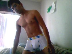 colorlessyellow:  jayyyychow:  jeddophile:  new underware omg im so happ  he’s so happy he can’t spell underwear* correctly. GG &lt;3  we are so happ too 