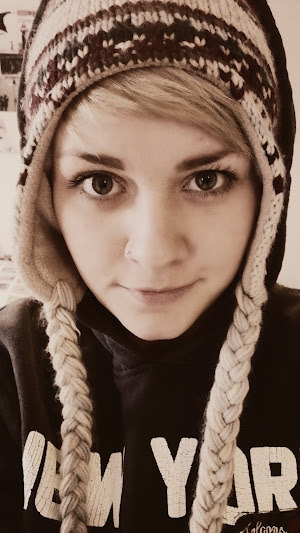 sarahbuum:  It’s cold in my flat :’) 