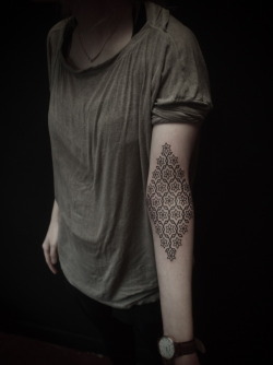 inkandtattoo:  Rhombus Tattoo by Guy Le Tatooer.