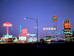 Phdonohue:  The Strip, 1968 – Denise Scott Brown And Robert Venturi   @Empoweredinnocence