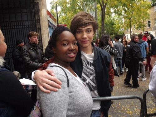 jaymihensleyyy:  @jademusic_x with george