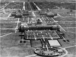 parergonal:  Aerial view of New Delhi Architect - Edwin Lutyens (inaugurated 1936) http://asiasociety.org/blog/asia/video-asia-society-museum-exhibit-depicts-transitional-moment-indias-history (Ref. http://maniachunter.blogspot.co.uk/2011/12/happy-budday-