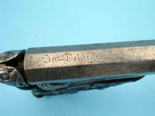 Very Rare .32 cal. Mouse/Dog Percussion PistolMade in 1835, this is a rare muzzleloading percussion 