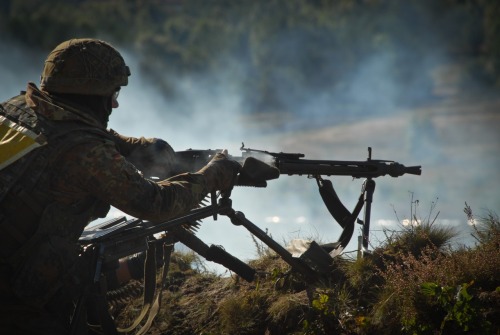 nemoi:  Das Heer im Einsatz (via Bundeswehr-Fotos Wir.Dienen.Deutschland.)