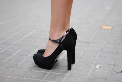 dressthepopulation:  Gorgeous