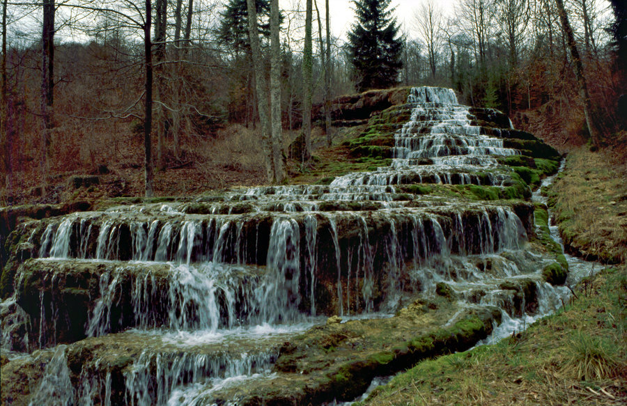 3foldlaw:  Cascade by ~Sergiba 