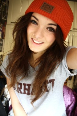 emo-girls-and-scene-girls:  http://emo-girls-and-scene-girls.tumblr.com/