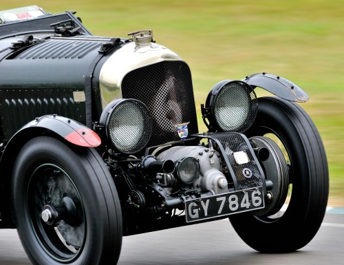 nemoi:  The fastest trucks in the world! (via Jez B)