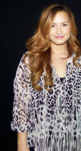 cloudnights:  A Special Night With Demi Lovato Tour, 2012 - M&T fav. outfits 