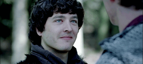 pondsonthetardis:Hello ArthurHello sexy Mordred. Glad you are not my son so I could flirt with you.