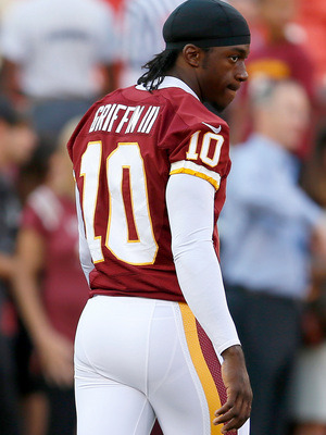 OK, here’s the the thing with RG3. I believe that he will be a great Quarterback. Incredibly mobile, athletic and at the same time, intelligent and able to throw the ball wherever he wants.   Now, I think that he’ll do that, but not under