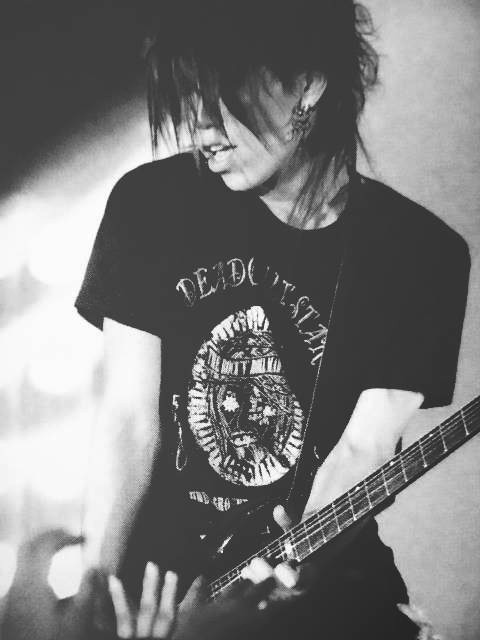   Aoi & Uruha B&W grace~     