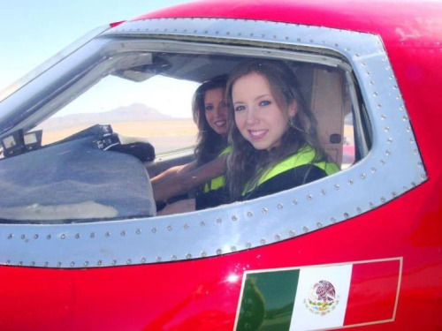 Beautiful Pilot Girls! Guess the plane? porn pictures