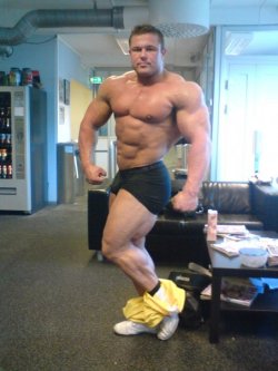 buildingthebodybeautiful:  Tommi Thorvildsen