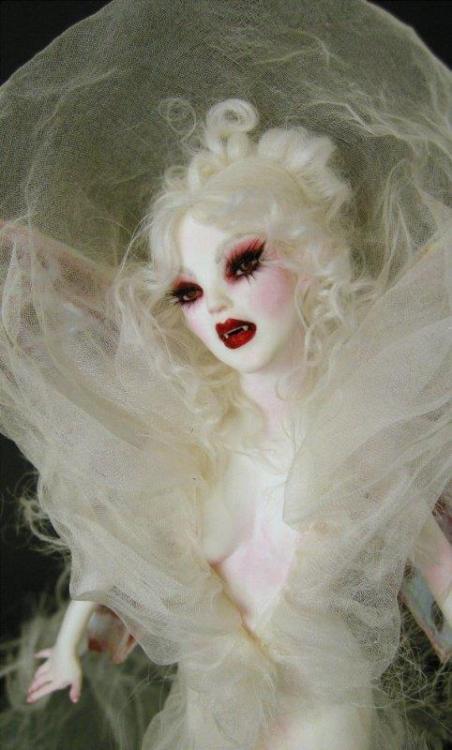 Sex lelesugoi:  “Vampire Faerie Bride” Nicole pictures