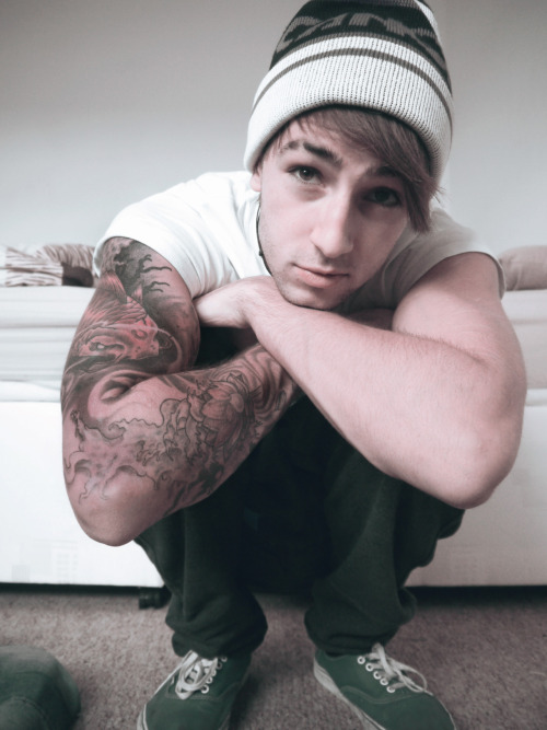 josh-fallstar:  hello  