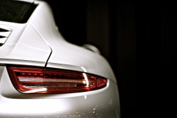 artoftheautomobile:  Porsche 911 Carrera