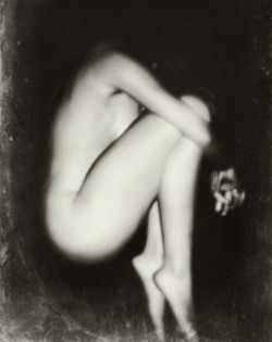 frenchtwist:  It’s Over from Body Language series by Kalliope Amorphous 