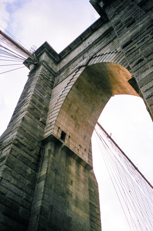 Brooklyn Bridge (by Michael Bartosek)