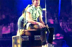 likesboys-deactivated20160803:  I think Niall’s really happy [x] 