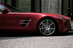 artoftheautomobile:  Mercedes-Benz SLS AMG (Credit: Glenn Osei-Gyimah)