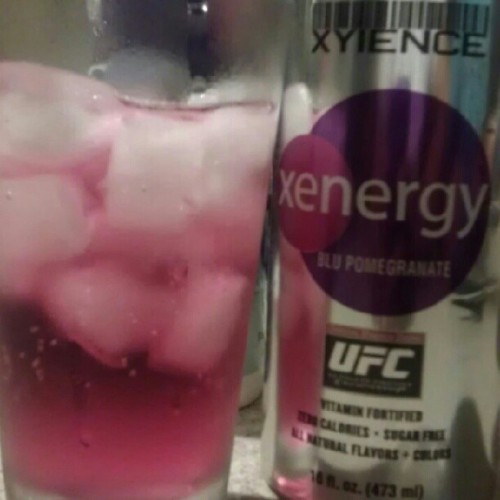 Mom tild me to refrain from drinking ”soda” at night. Well, sorry mom. You taught me to be responsible for myself and since no one else is gonna do my hw..this is how I have to do it. #sleeplessnights #procrastinating #collegelife #xyience...