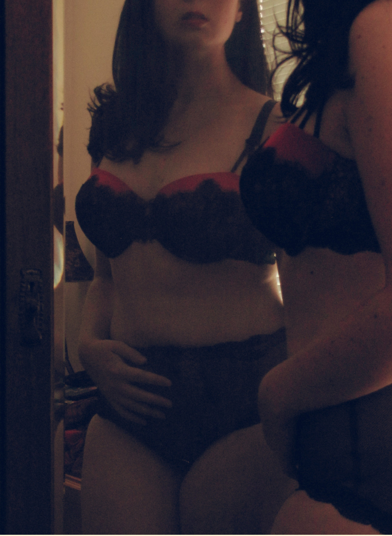arousedwoman:  Amateur submission of curvy woman in lingerie… ArousedWomanBlog.com