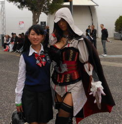 tits-mcgeek:  aljenci:  Ohh yes assassin!  amazing female assassin. My version will look similar to this, but with pants!